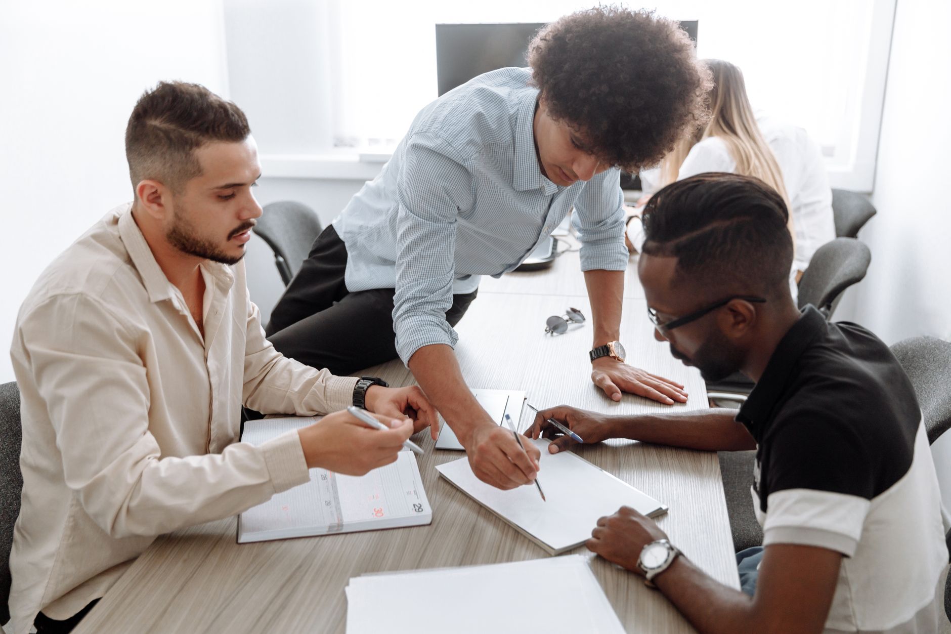 自社の一次情報をまとめるチーム